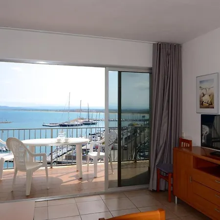 Apartment Nautic 1-2 *